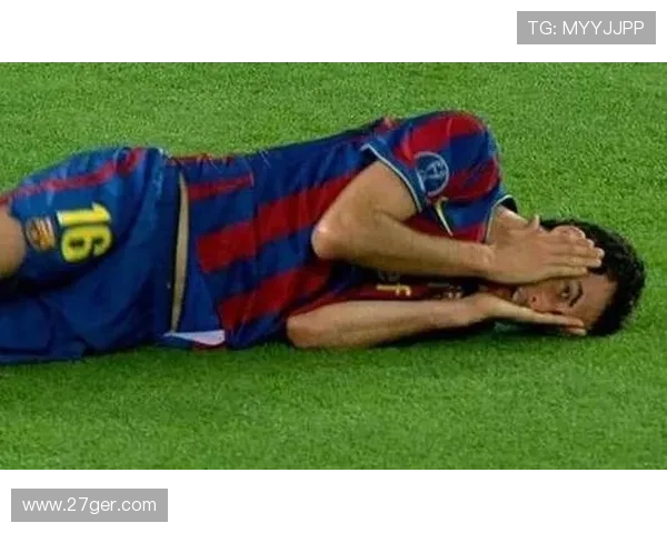 马奎尔假摔演技遭全场群嘲风波 马奎尔假摔演技遭全场群嘲风波